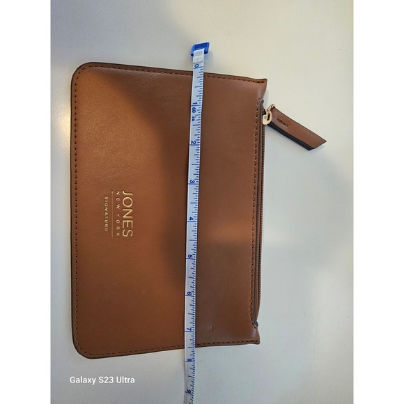Jones New York signature zipper closure coin purse - Picture 4 of 5